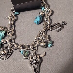 Paparazzi bracelet + free shipping